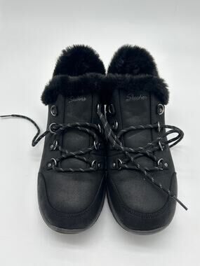 Skechers Hands Free Slip-ins Faux Fur Trim Winter Shoes Black Women’s Size 8